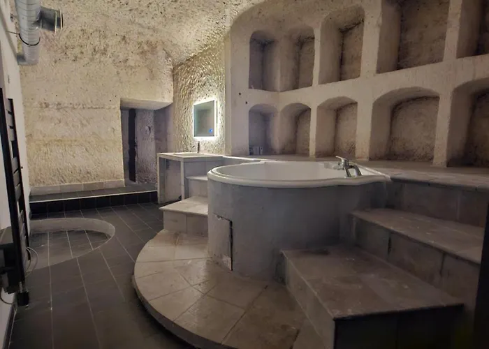 Troglodyte Baths